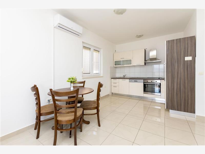 Apartmani Livajic Дуче Екстер'єр фото
